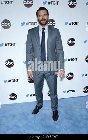 Charlie Weber arrive pour le premier événement TGIT de l'Anatomy, scandale & How to get Away with Murder au Palihouse, Hollywood, Los Angeles, le 20 septembre 2014. Banque D'Images