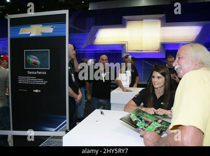 Danica Patrick, Fan participant au SEMA Show 2014 à Las Vegas Banque D'Images