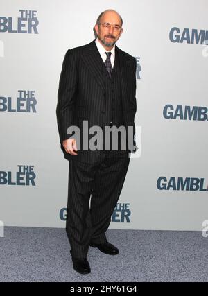 Richard Schiff assiste à la première de 'The Gambler' à New York. Banque D'Images