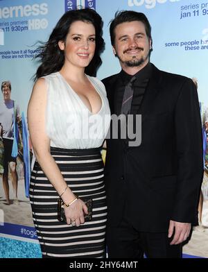 Melanie Lynskey, Jason Ritter participant à la première de 'togetherness' Banque D'Images