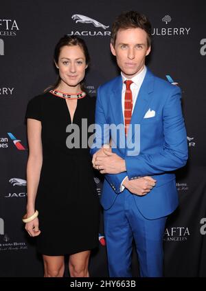 Eddie Redmayne et Hannah Bagshawe arrivent pour le salon de thé BAFTA Los Angeles au four Seasons de Los Angeles. Banque D'Images