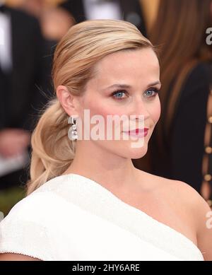 Reese Witherspoon assiste aux Prix annuels de la Guilde des acteurs de l'écran 21st, qui se tiennent à l'Auditorium du Sanctuaire Banque D'Images