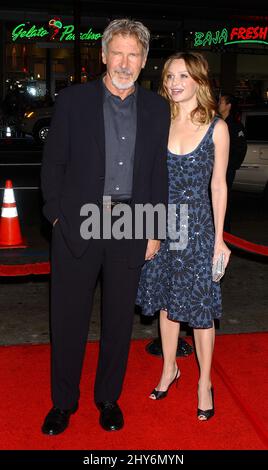 2 février 2006 Hollywood, ca. Harrison Ford et la première mondiale du pare-feu de Calista Flockhart se sont tenues au théâtre chinois de Grauman Banque D'Images