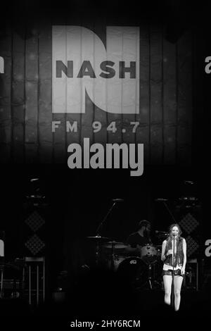 Jana Kramer à NASH BASH 2015 présenté par NASH FM 94,7 au Barclays Center à Brooklyn, New York, Etats-Unis. Banque D'Images