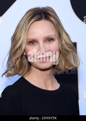 Calista Flockhart assistant aux prix TV LAND 2015 qui se tiennent au Saban Theatre de Los Angeles, aux États-Unis. Banque D'Images