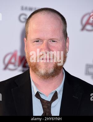 Joss Whedon arrive pour la première des Avengers: Age of Ultron au Dolby Theatre à Hollywood, Los Angeles, le 13 avril 2015. Banque D'Images