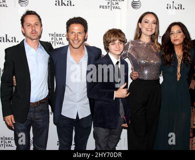 Giovanni Ribisi, Mark Feuerstein, Ty Simpkins, Olivia Wilde et Reed Morano assistent à la première du récit: Meadowland tenu au SVA Theatre de New York. Banque D'Images