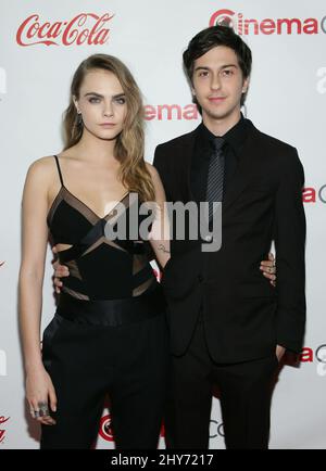 Cara Delevingne, NAT Wolff, participant aux CinemaCon Big Screen Achievement Awards 2015, au Colisée du Caesars Palace de Las Vegas, États-Unis. Banque D'Images