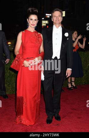 Colin Firth et Livia Firth participant au Metropolitan Museum of Art met Gala, à New York, États-Unis. Banque D'Images