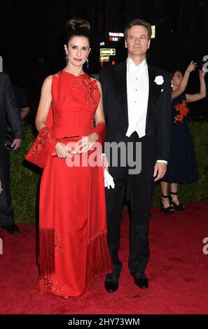 Colin Firth et Livia Firth participant au Metropolitan Museum of Art met Gala, à New York, États-Unis. Banque D'Images