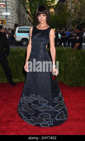 Katie Holmes assistant au Metropolitan Museum of Art met Gala, à New York, États-Unis. Banque D'Images