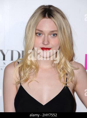 Dakota Fanning assiste à la NYLON et BCBGeneration présente la fête annuelle de mai Young Hollywood issue Party tenue à HYDE Sunset: Kitchen + cocktails Banque D'Images