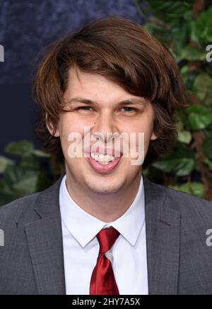 Matty Cardarople participant à la première mondiale « Jurassic World » qui s'est tenue au Dolby Theatre de Los Angeles, en Californie. Banque D'Images