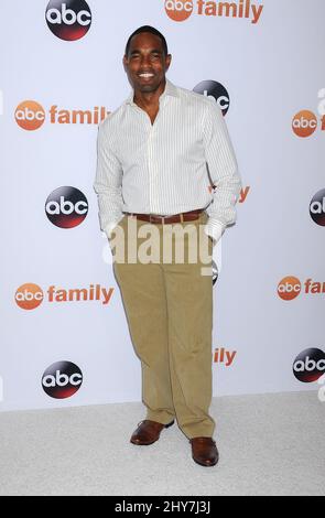 Jason George Disney ABC Television Group organise une tournée de presse d'été de TCA, un événement de tapis rouge qui a lieu à l'hôtel Beverly Hilton Banque D'Images