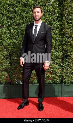 Pablo Schreiber participe aux Creative Arts Emmy Awards 2015 qui se tiennent au Microsoft Theatre de Los Angeles, aux États-Unis. Banque D'Images