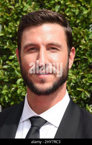 Pablo Schreiber participe aux Creative Arts Emmy Awards 2015 qui se tiennent au Microsoft Theatre de Los Angeles, aux États-Unis. Banque D'Images