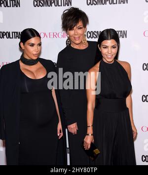 Kim Kardashian, Kris Jenner & Kourtney Kardashian assiste à la fête d'anniversaire 50th de Cosmopolitan qui s'est tenue au Ysabel. Banque D'Images