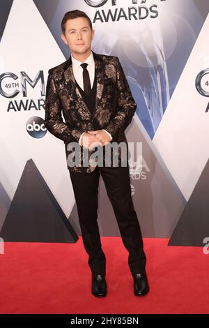 Scotty McCreery participe aux CMA Awards 49th à Nashville, Tennessee, États-Unis. Banque D'Images