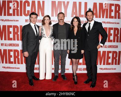 Finn Wittrock, Sarah Bolger, Aaron Eckhart, Robin Tunney, Juton Street 'My All American' première tenue au Pacific Theatre at the Grove Banque D'Images