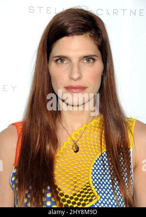 Lake Bell participe à la présentation de Stella McCartney à l'automne 2016 le 12 janvier 2016 à Los Angeles. Banque D'Images