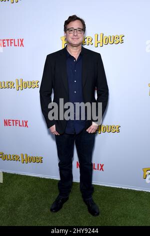 Bob Saget participant à la première Nextflix « The Fuller House » qui s'est tenue au Grove, Pacific Theaters, Los Angeles, CA, le 16 février, 2016. Banque D'Images