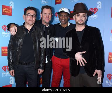 Culture Club, Jon Moss, Roy Hay, Mikey Craig et Boy George en tant qu'icônes de la '80s se réunissent pour la toute première partie de iHeart80s tenue au Forum Banque D'Images