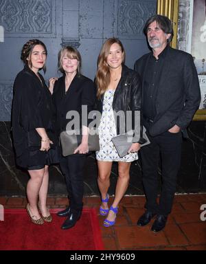 Madison Fisk, Sissy Spacek, Schuyler Fisk et Jack Fisk participent à la première Knight of Cups à Los Angeles, CA, États-Unis, le 1 mars 2016. Banque D'Images