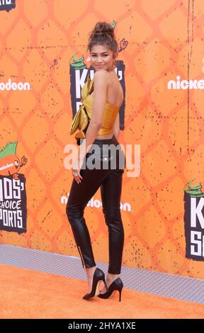 Zendaya Coleman assistait aux Prix sportifs Nickelodeon Kidss' Choice 2016 qui se sont déroulés au Pavillon Pauley de l'UCLA Banque D'Images