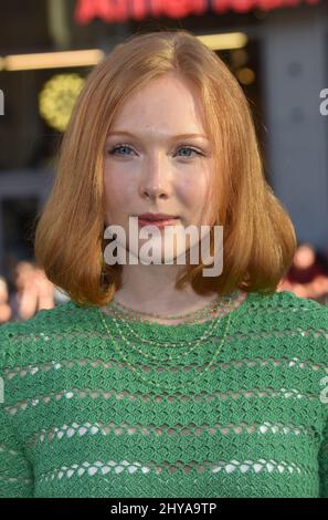 Molly Quinn assistant à la première des « chiens de guerre » de Los Angeles qui s'est tenue au TCL Chinese Theatre, Hollywood, CA., le 15 août 2016. Banque D'Images