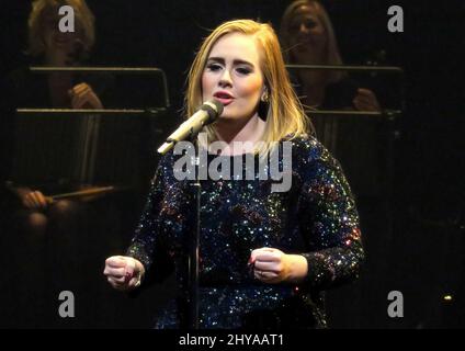 Adele se produit lors de son « 25 World Tour » à Los Angeles, le 20th août 2016. Banque D'Images