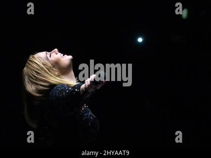 Adele se produit lors de son « 25 World Tour » à Los Angeles, le 20th août 2016. Banque D'Images