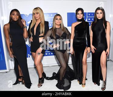 Normandi Kordei, Dinah Jane Hansen, Ally Brooke, Camila Cabello arrivant pour les MTV Video Music Awards 2016, Madison Square Garden, New York, 28th août 2016. Banque D'Images