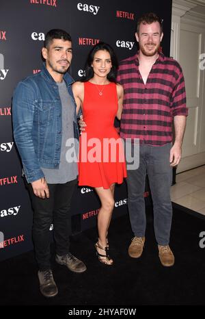 Raul Castillo, Aislinn Derbez et Joe Swanberg arrivent pour le 'Easy' Cast and Crew screening qui s'est tenu à Londres West Hollywood, Los Angeles, États-Unis. Banque D'Images