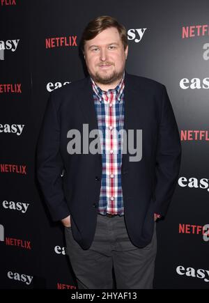 Michael Chernus arrive pour le « Easy » Cast and Crew screening qui s'est tenu à Londres West Hollywood, Los Angeles, États-Unis. Banque D'Images