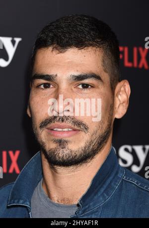 Raul Castillo arrive pour le 'Easy' Cast and Crew screening qui s'est tenu à Londres West Hollywood, Los Angeles, États-Unis. Banque D'Images