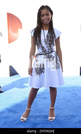 Asia Monet Ray assiste à la première mondiale « Storiks » qui s'est tenue au Regency Village Theatre Banque D'Images