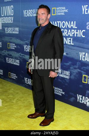 Arnold Schwarzenegger assiste à la première de National Geographic Channel, « Years of Living dangereusement », au Musée américain d'Histoire naturelle, le mercredi 21 septembre 2016, à New York. Banque D'Images