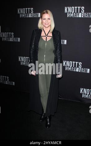 Carrie Keagan arrive pour l'événement tapis noir 2016 de Knott's Scary Farm, qui s'est tenu à Knott's Berry Farm, Los Angeles, le 30th 2016 septembre. Banque D'Images