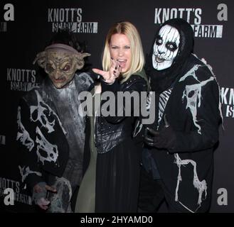 Carrie Keagan arrive pour l'événement tapis noir 2016 de Knott's Scary Farm, qui s'est tenu à Knott's Berry Farm, Los Angeles, le 30th 2016 septembre. Banque D'Images