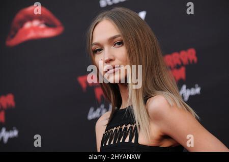 Ivy Levan participant au Rocky Horror Picture Show: Faisons à nouveau la première de Time Warp qui s'est tenue au Roxy, à Los Angeles, en Californie. Banque D'Images