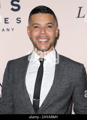 Wilson Cruz pose à la première du film 'Loving' au Samuel L. Goldwyn Theatre le jeudi 20 octobre 2016, à Beverly Hills, Calif Banque D'Images