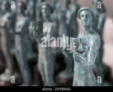 17 janvier 2016 Burbank, CA les statuettes d'acteurs - que les lauréats des prix annuels 23rd de la Guilde des acteurs de l'écran recevront pour des performances exceptionnelles en 2016 sont coulés à l'American Fine Arts Foundry Banque D'Images