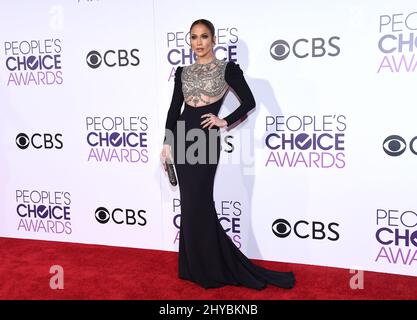 Jennifer Lopez participe aux People's Choice Awards 2017 qui se tiennent au Microsoft Theatre L.A. Vivez à LSO Angeles, États-Unis Banque D'Images