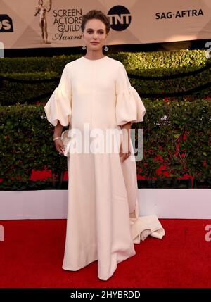 Natalie Portman participe aux prix annuels de la Guilde des acteurs de l'écran 23rd, qui se tiennent au Shrine Auditorium de Los Angeles, en Californie Banque D'Images