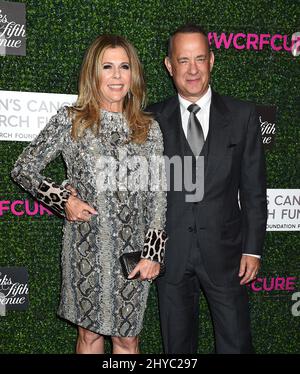 Rita Wilson et Tom Hanks assistent à la « soirée inoubliable » organisée par le Women's cancer Research Fund à l'hôtel Beverly Wilshire Banque D'Images