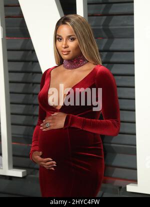 Ciara arrivant à la Vanity Fair Oscar Party à Beverly Hills, Los Angeles, USA. Banque D'Images