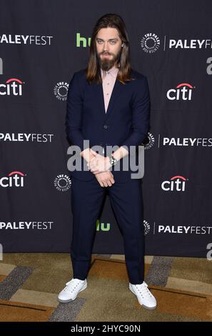 Tom Payne arrivant au PaleyFest annuel 34th de Los Angeles: The Walking Dead tenu au Dolby Theatre Banque D'Images