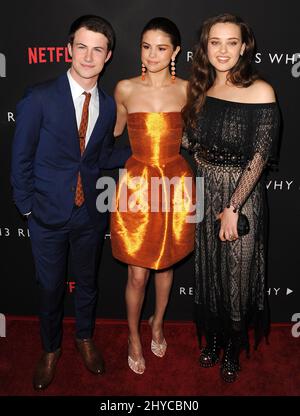 Selena Gomez, Dylan Minnette, Katherine Langford arrivée pour la première "13 raisons pour lesquelles" tenue aux Paramount Pictures Studios, Los Angeles le 30 mars 2017 Banque D'Images