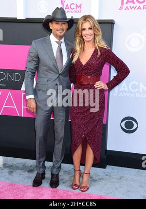 Tim McGraw, Faith Hill arrive aux Oscars de musique country 52nd qui se tiennent à l'aréna T-Mobile Banque D'Images