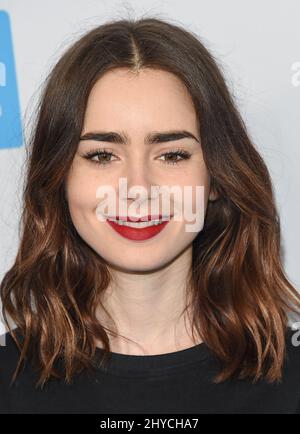 Lily Collins assiste à LA FÊTE DE LA WE qui s'est tenue au Forum de Los Angeles, États-Unis Banque D'Images